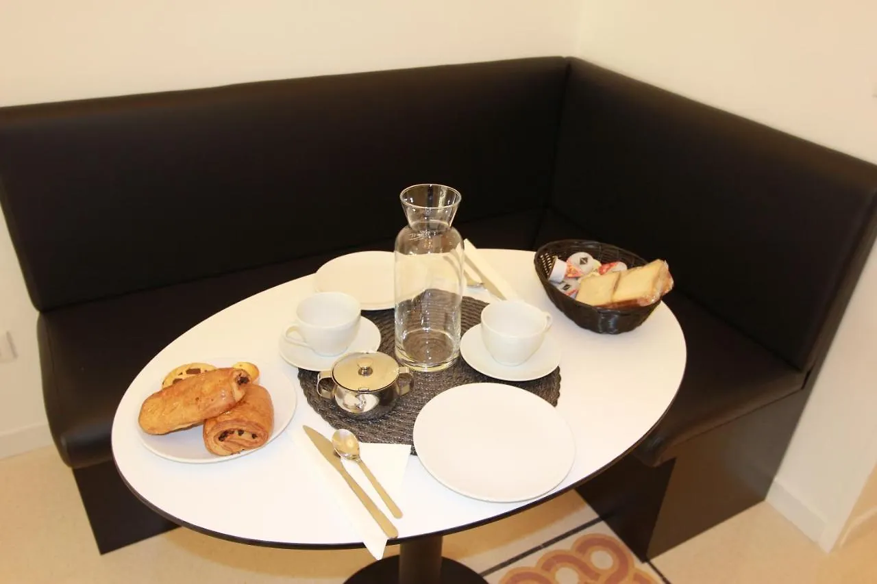 Art Atelier Risorgimento Guest House Rome